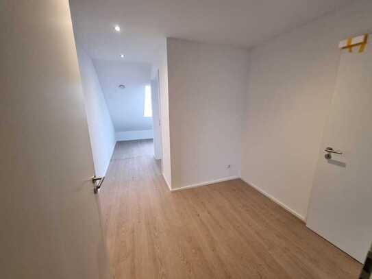 Erstbezug, 2ZKDB, 57m², barrierefrei, inkl. Garage + Stellplatz