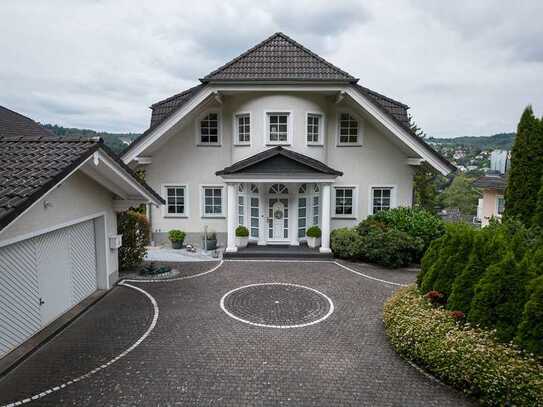 Zukunftsstarke Investition - Mehrfamilienhaus in der Top Lage von Bad Schwalbach mit Weitblick