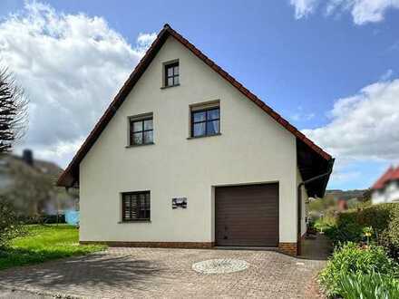 Gepflegtes Zweifamilienhaus in der Rhön mit großem Garten (Ehrenberg - Wüstensachsen)