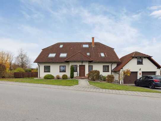 Moderne Maisonette-Wohnung mit Charme und viel Platz in Langensendelbach