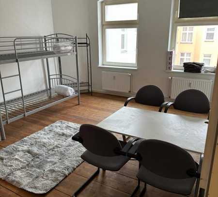 Bed in a spacious 4-bed dorm, in Adlershof