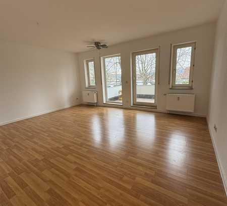 Moderne 3-Zimmer-Wohnung mit Balkon in zentraler Lage von Pforzheim