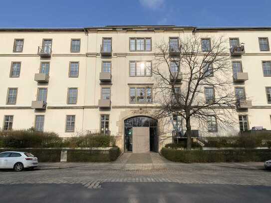 Modernes Wohnen im Denkmal in der Albertstadt