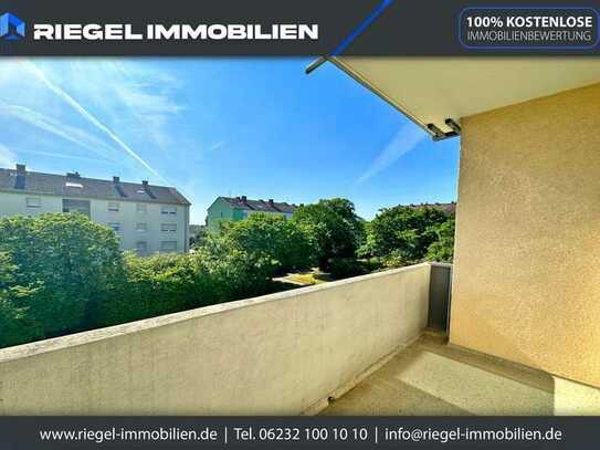 Sie hier? Wir auch! Gepflegte Eigentumswohnung, teils modernsiert, mit sonnenverwöhntem Balkon