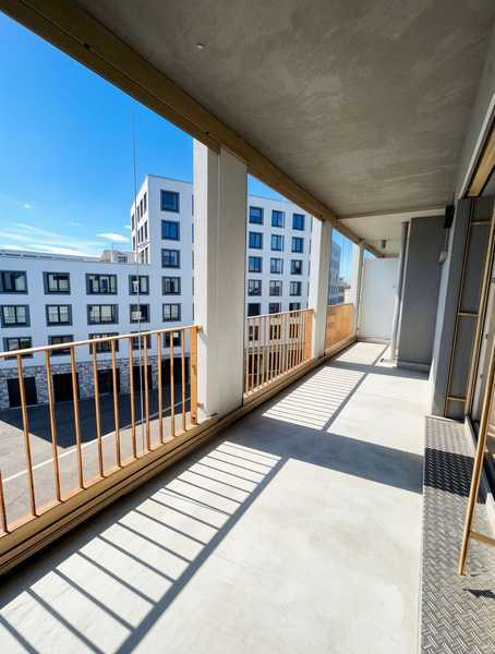 Modern und lichtdurchflutet: 2-Zimmer-Wohnung mit XXL-Loggia - 3. OG - Ideal für Paare!