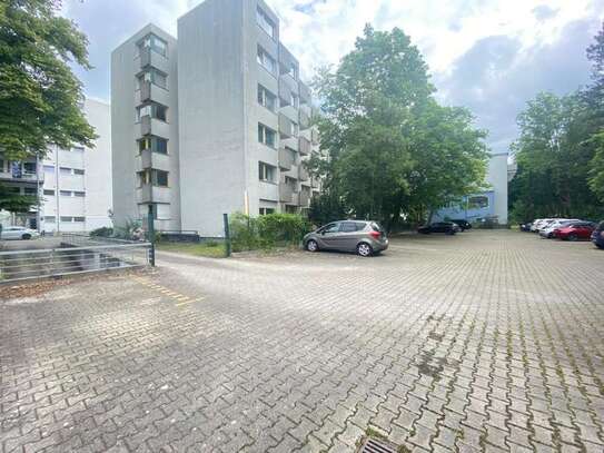 Stellplatz Parkplatz in der Albrechtstr. in Steglitz