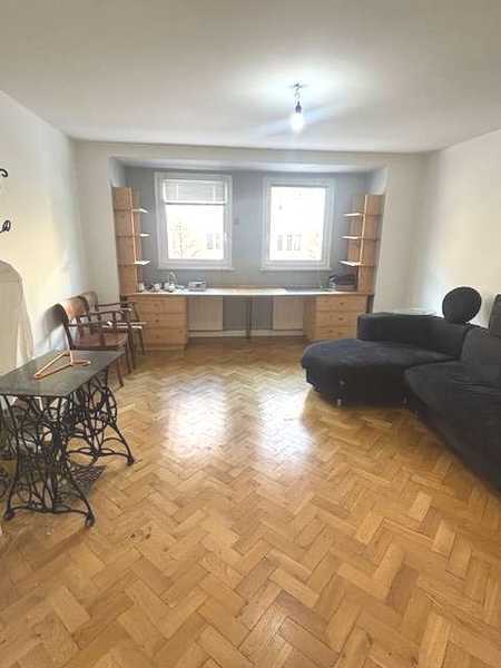 TOP Lage - Neuhausen St.Vinzenz - gut geschnittene 2,5 Zimmerwohnung mit Wohnküche + Loggia