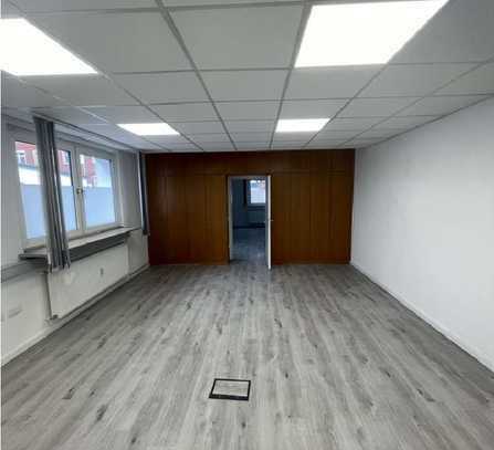 Büroflächen mit parkähnlicher Außenanlage - BR 4086