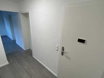 Neu sanierte & renovierte 3 Zimmer Wohnung in Hellenthal