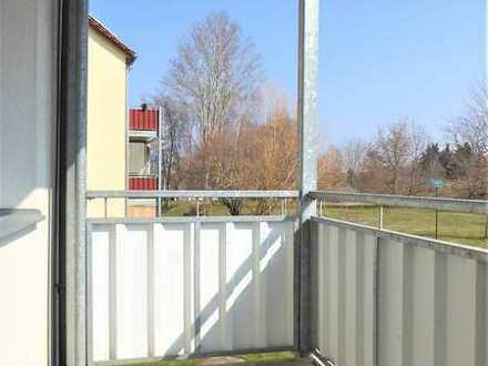 Kleines Reich mit Balkon und Blick ins Grüne.