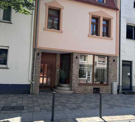 Maisonetten Haus mitten in Herz von Bad Vilbel