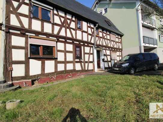 Familienfreundliche 5-Zimmer-Wohnung mit Terrasse und Garten – viel Platz auf zwei Etagen