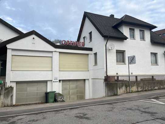 GROßES WOHN- UND GESCHÄFTSHAUS MIT GARAGEN IN VAIHINGEN AN DER ENZ