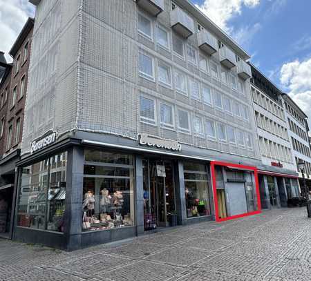 To-Go-Gastronomie auf dem Aachener Markt, sofort verfügbar für Weihnachtsgeschäft