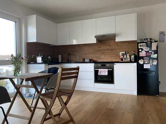 Moderne 2 Zimmer Wohnung mit Balkon, EBK und Top Energieeffizienz - tierfreundlich!