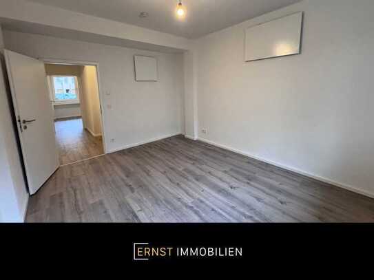 Erstbezug nach Sanierung! Moderne 2 Zimmerwohnung, 44,75qm, Tageslichtbad, offene Küche in Oberbilk