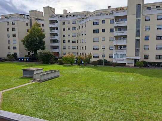 3-Zimmer-Wohnung mit Balkon/Loggia in Karlsruhe-Neureut