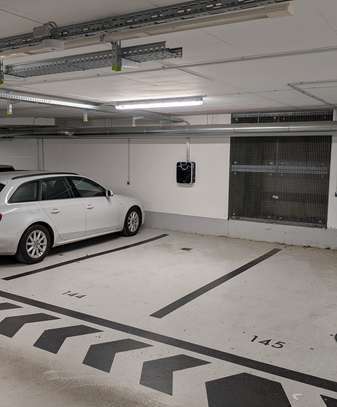 Tiefgaragenstellplatz mit Wallbox