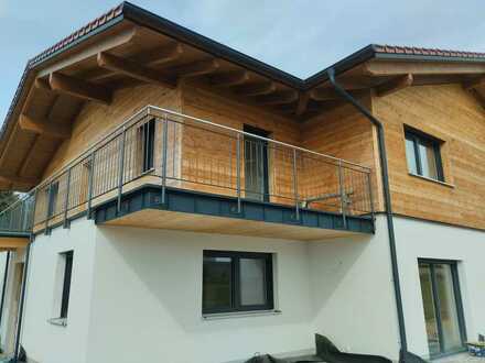 Erstbezug mit Balkon: Schöne 3-Zimmer-Wohnung in Mallersdorf-Pfaffenberg