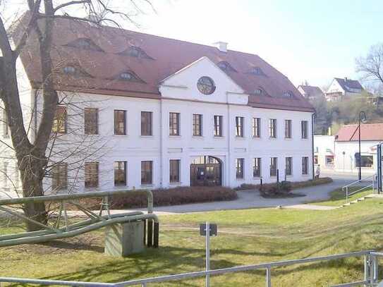 bezugsfertige s Gewerbe in zentraler Lage