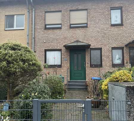 Traumhaftes Rheinmittelhaus in ruhiger Lage von Düsseldorf-Unterrath – Ideal für Familien!