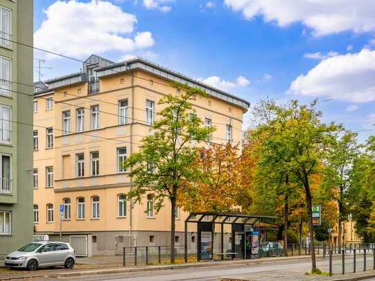 Großzügige Gewerbeeinheit in zentraler Lage