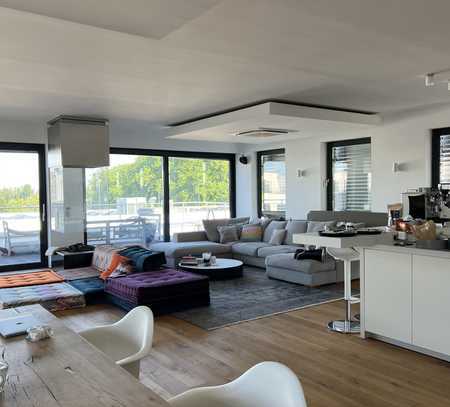 Luxuriöse Penthouse-Wohnung Stadtkrone-Ost