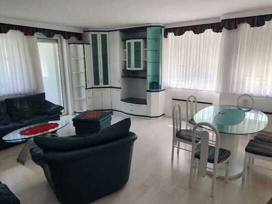 Ansprechende und gepflegte 2,5-Zimmer-Wohnung mit Balkon und Einbauküche in Simmertal
