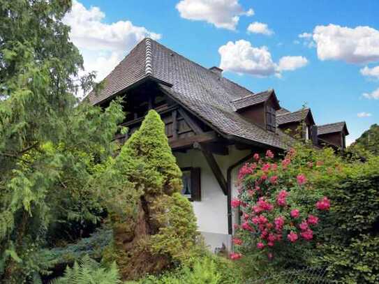 Idyllisches Bauernhaus mit großem Grundstück in bester Lage von Günterstal