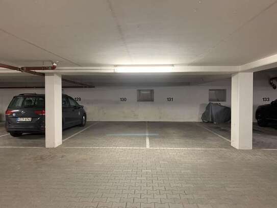 Tiefgaragenstellplatz im Königsgarten