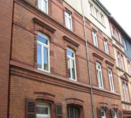 ** FRISCH SANIERTE 3 ZIMMERWOHNUNG IN BESTER LAUFLAGE IN DIE CITY **