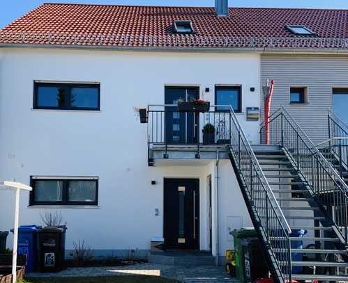 Wunderschöne teilmöblierte 4-Zimmer-Wohnung in ruhiger Lage von Hundszell