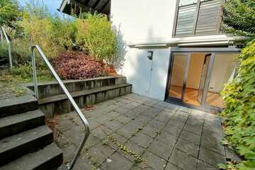 Einzimmerwohnung mit großzügiger Terrasse in Traumlage