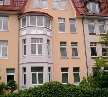 Ansprechende und modernisierte 4-Raum-Wohnung mit Balkon in Göttingen