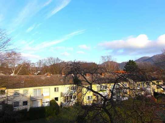 Attraktive 2-Zimmer-Wohnung mit Balkon und EBK in Bonn