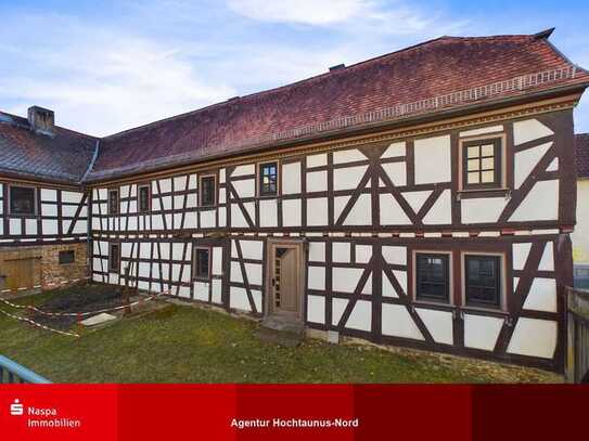 Wehrheim: Historisches Fachwerkhaus trifft auf Wohnen mit Potenzial!