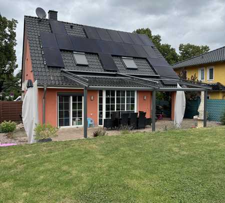 Freistehendes Traumhaus mit PV Anlage und Wämepumpe + großem Sonnengrundstück 5 min. von Spandau