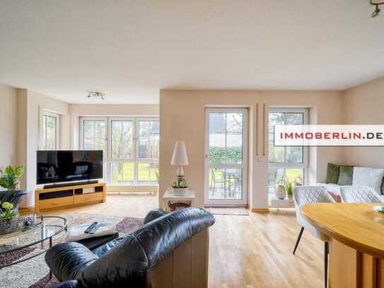 IMMOBERLIN.DE - Jung gebliebene Wohnung mit Südwestterrassen, Garten, geräumigem Garagenplatz