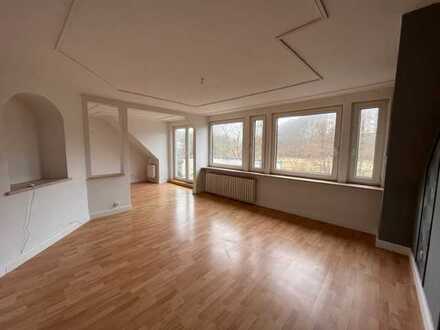 3,5 Zimmer- Wohnung mit ausgebauten Dachboden