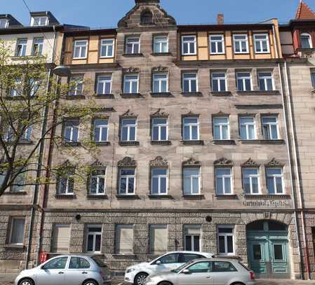 Gemütliche 3-Zimmer-Dachgeschoss Wohnung am Fürther Prater mit Blick auf den Park