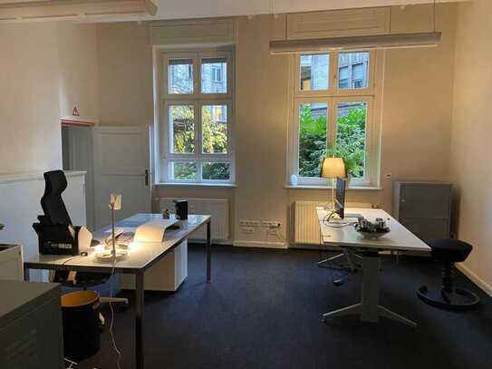 angenehmes Büro in wunderschönem Altbau - All-in-Miete