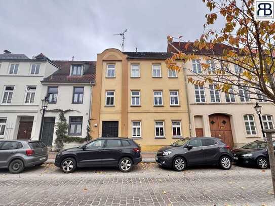 Attraktives Mehrfamilienhaus in zentraler Lage Wismar - Über 5 % Rendite!