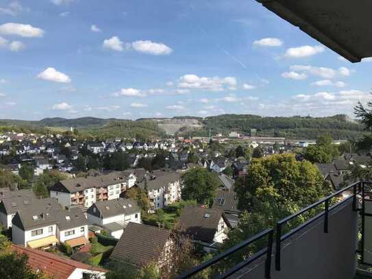 Ab sofort frei- schöne 3-Zimmer-Wohnung mit Balkon in Siegen Wenscht