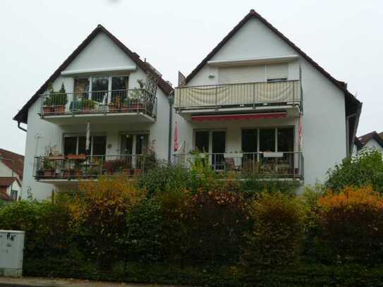 Große Wohnung - kleine WE! Lichtdurchflutete 3 Zimmer Dachgeschoßwohnung mit 2 Balkonen