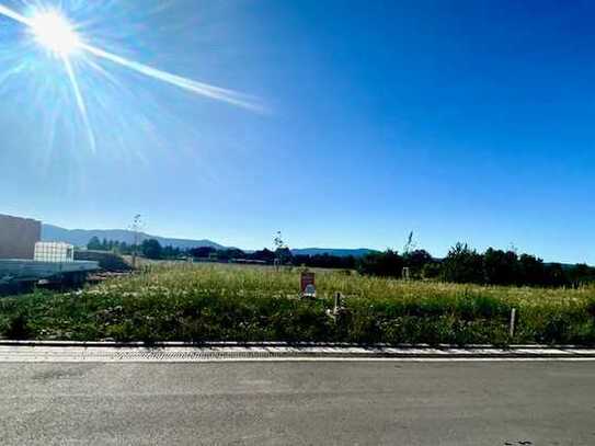 Bauplatz - erschlossen - in herrlicher Feldrandlage