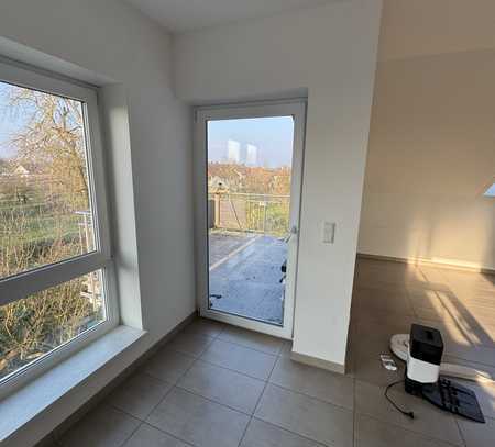 Große 4-Raum-Dachgeschosswohnung mit großem Balkon + Garage in Willstätt