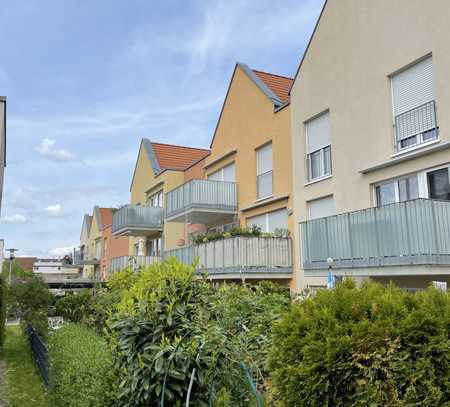 Helle Zweizimmerwohnung mit Balkon in Bönnigheim - zentrale Lage