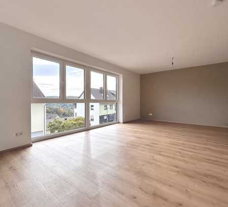 7101 - Neuwertige, moderne 3-Zimmerwohnung mit Balkon, Tageslichtbad und Garage!