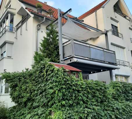 Helle, gut geschnittene 3-Zimmer Wohnung in 7-Familien Haus