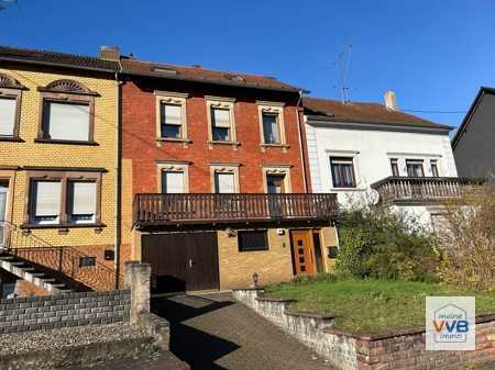 gepflegtes Reihenmittelhaus im Zentrum von Ludweiler